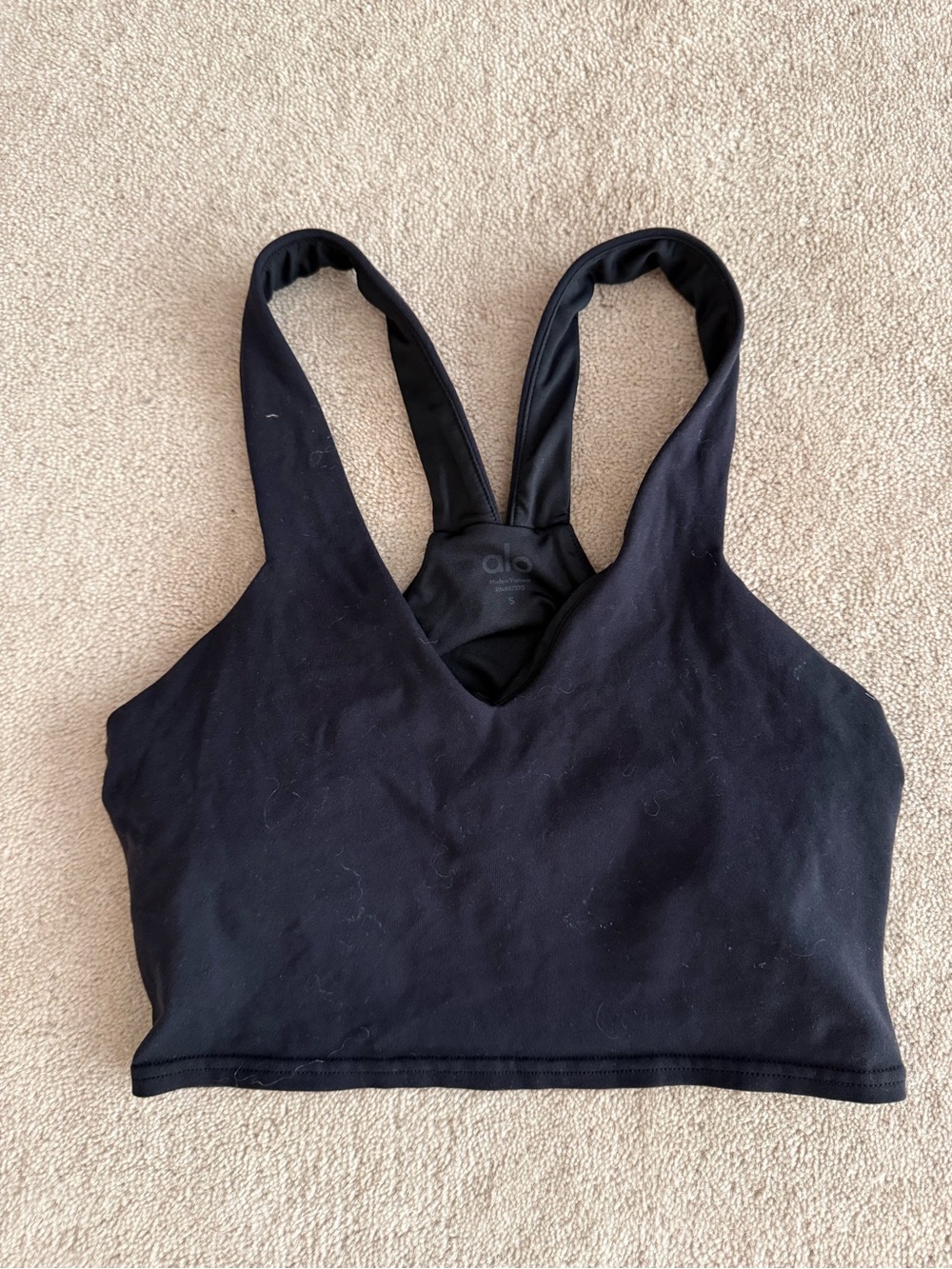 ALO Yoga Black V-Neck Racerback Sports Bra